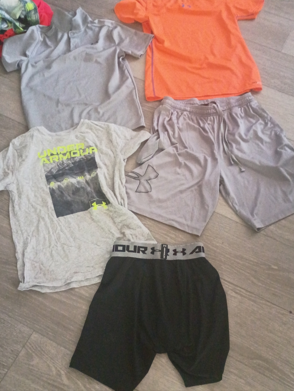 Under Armour Gray, Orange & Black Athletic Set